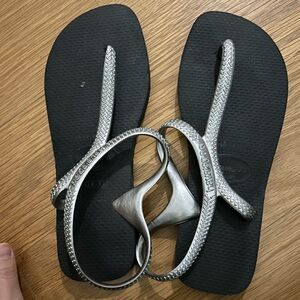 Havianas sandals- size US 4/5 (EUR 37/8)